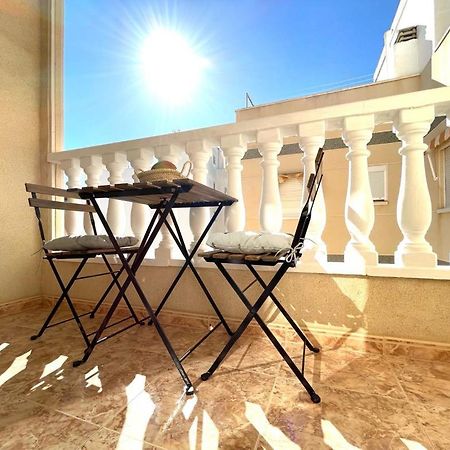 Apartamento Azzurro Apartment Torrevieja Ngoại thất bức ảnh