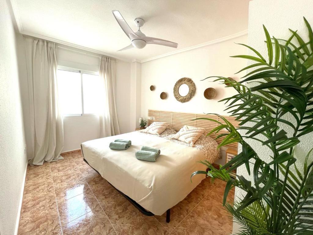 Apartamento Azzurro Apartment Torrevieja Ngoại thất bức ảnh