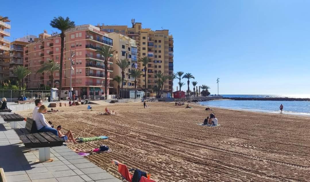 Apartamento Azzurro Apartment Torrevieja Ngoại thất bức ảnh