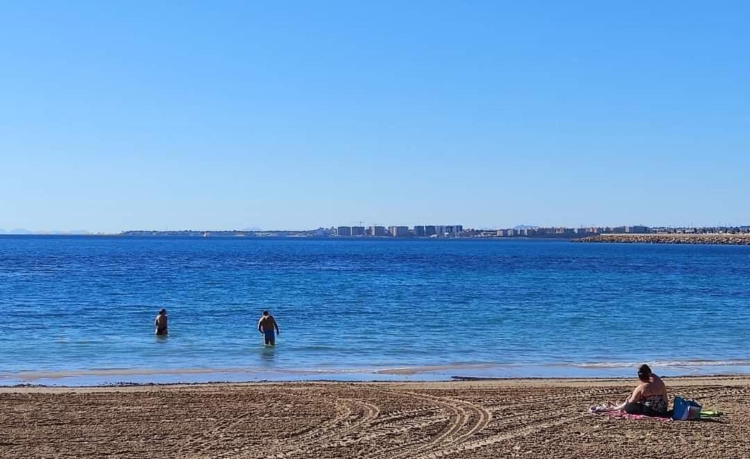 Apartamento Azzurro Apartment Torrevieja Ngoại thất bức ảnh