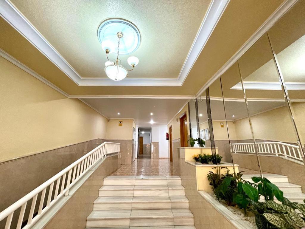 Apartamento Azzurro Apartment Torrevieja Ngoại thất bức ảnh